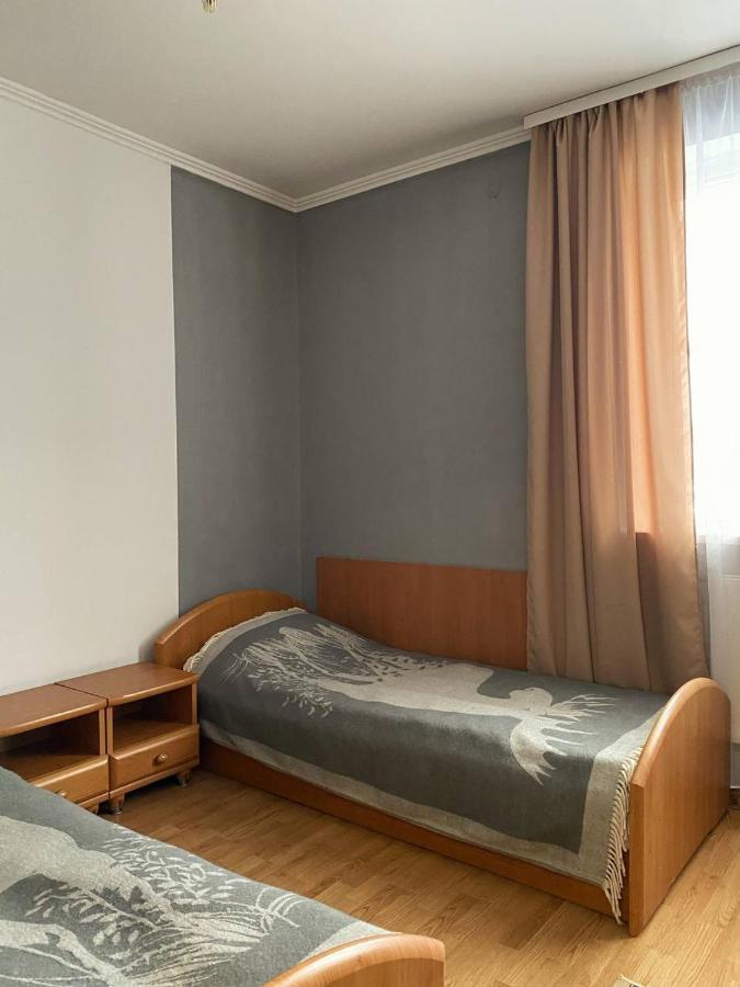 Lemon Hotel Дрогобич Екстериор снимка
