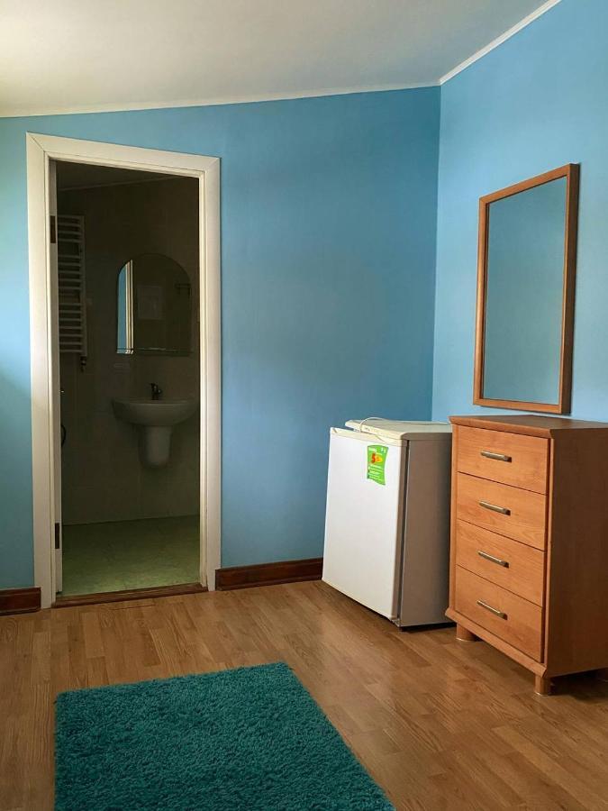 Lemon Hotel Дрогобич Екстериор снимка