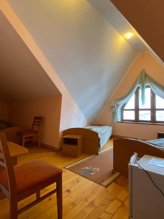 Lemon Hotel Дрогобич Екстериор снимка