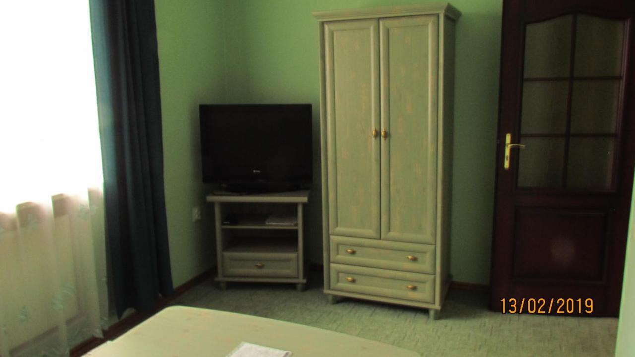 Lemon Hotel Дрогобич Екстериор снимка