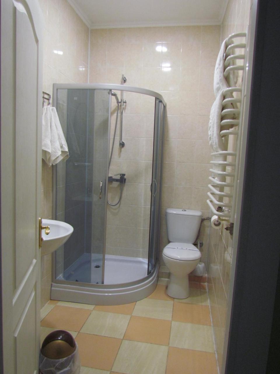 Lemon Hotel Дрогобич Екстериор снимка